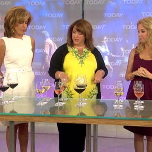 Jen Lancaster, Poshmark Ambassador - Picture 7 of 8